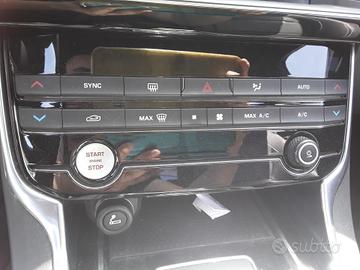 COMANDI CLIMA JAGUAR XE Serie (X760) 204dth (15>)