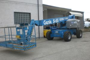 Piattaforma semovente genie s 65 4x4
