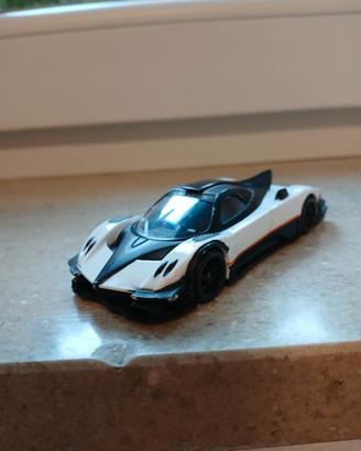 Modellino auto Pagani