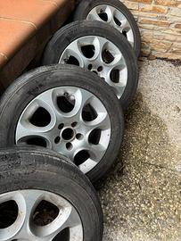 Gomme Alfa 159 ~  R 16 - Mozzo 5x110