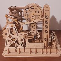 Puzzle 3D meccanico con leve ed ingranaggi