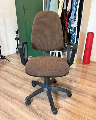 Sedie ergonomica da ufficio regolabile nuova