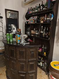 Mobile bar in legno