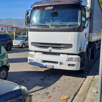 Renault truck