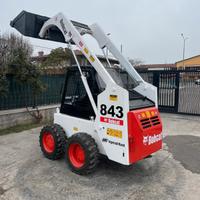 P114 Mini pala Bobcat 843