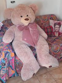 orso grande in peluche 