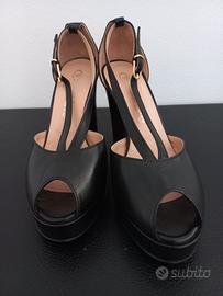 SCARPE IN PELLE