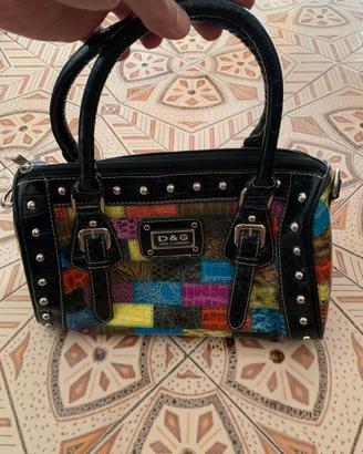 Borsa da donna DeG simil pelle lucida multicolore