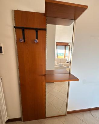 Mobile ingresso in legno con specchio