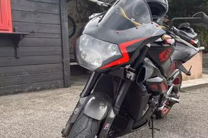 Aprilia Tuono