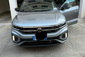 Volkswagen T-ROC 150 cv DSG R LINE