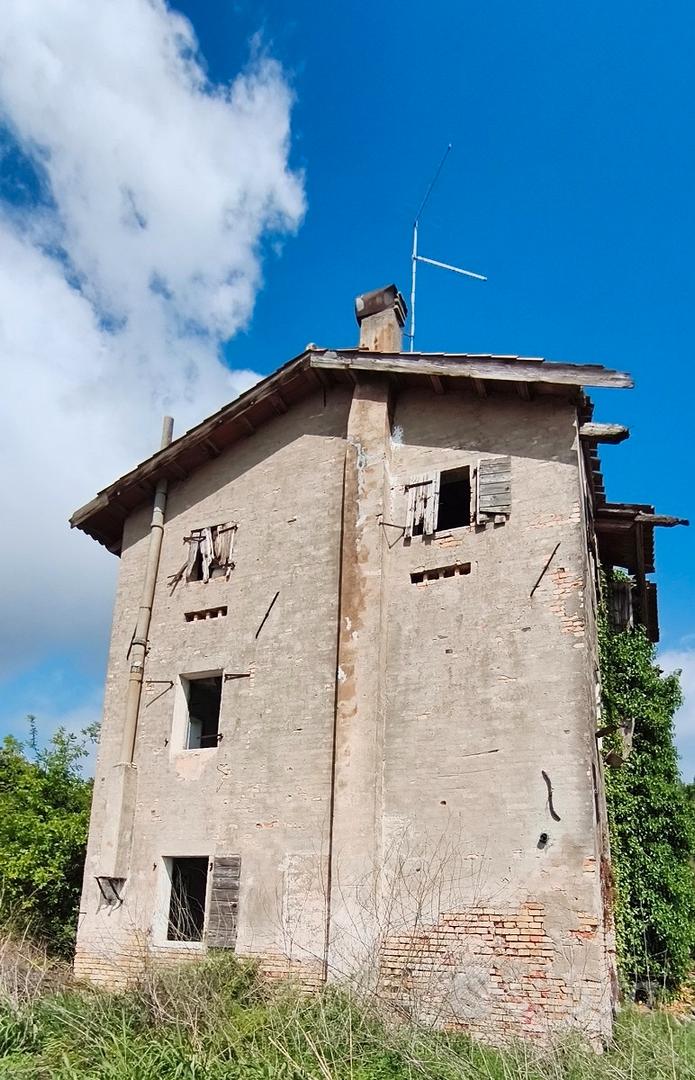 Vendita 2 abitazioni rustiche - Vista 4