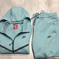 Tuta Nike taglia L