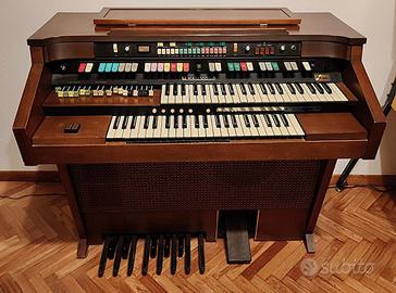 Organo Hammond 8122M del 1978
