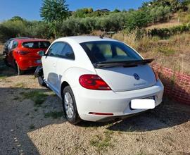 Volkswagen New Beetle 1.6 tdi 105c 2013 incidentat