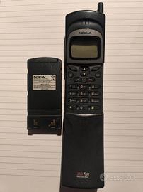 NOKIA 8110 Il bananino Nokia 6680 e altri