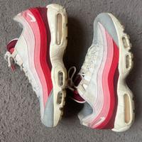 Nike Air Max 95 rosa taglia 42 ORIGINALI UK