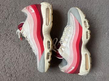 Nike Air Max 95 rosa taglia 42 ORIGINALI UK