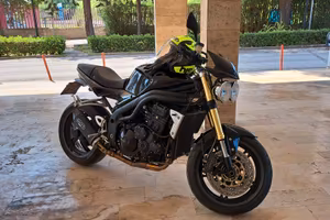 Triumph Speed Triple 1050 del 2005