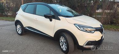 Renault CAPTUR 1000cc 90CV (NEOPATENTATI)