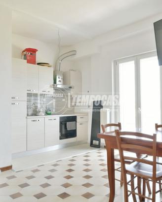 APPARTAMENTO RISTRUTTURATO CON GARAGE