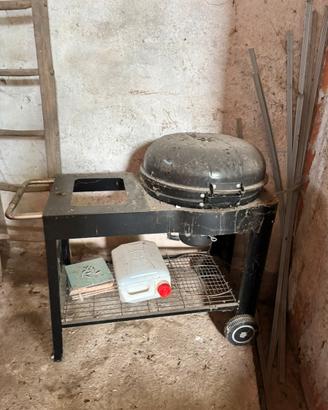 Bbq carbonella