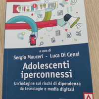 Adolescenti iperconnessi