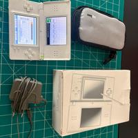 Nintendo ds lite bianca con scatola