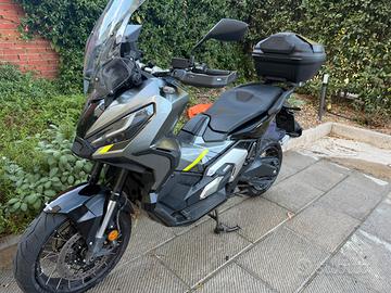 Honda X-Adv 750 2024 9400km
