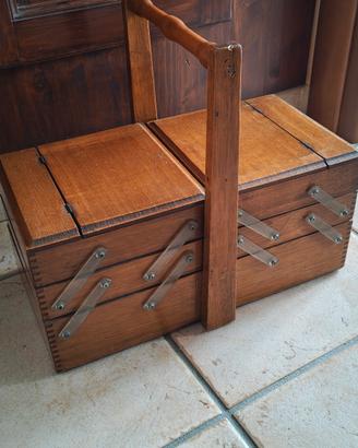 cesto porta cucito in legno
