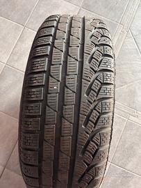 Pneumatico invernale Pirelli