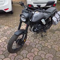 Moto Brixton Felsberg 250