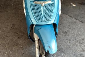 aprilia scarabeo 200 