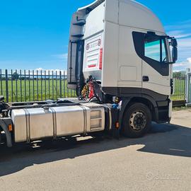 Iveco stralis 440