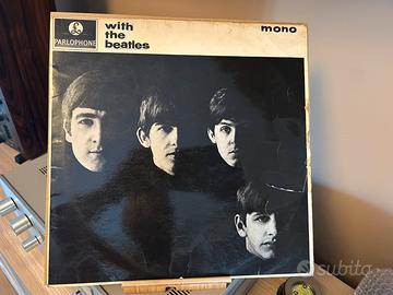 Vinile BEATLES “WITH THE BEATLES” 1st press UK