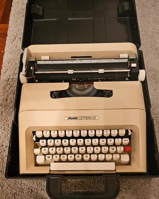macchina da scrivere OLIVETTI LETTERA 35