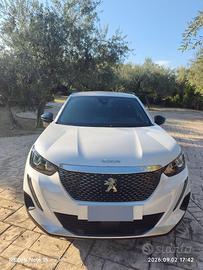 Peugeot 2008 pure tech  anno 2023