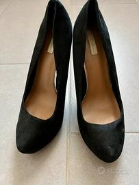 Tacchi neri lucidi Bershka