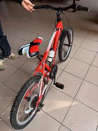 BICI MTB BAMBINO 20"  PERFETTA USATA 2 VOLTE