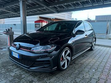 Volkswagen Golf GTI 7.5 DSG