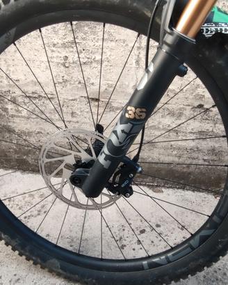 Mtb radon carbonio