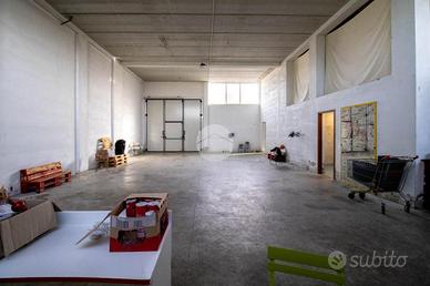 CAPANNONE A VILLANTERIO