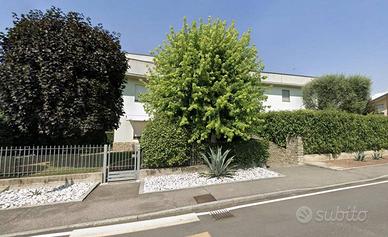 Immobile in asta di 118 m² con 3 locali e box auto