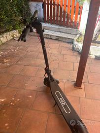 Monopattino elettrico per ragazzi