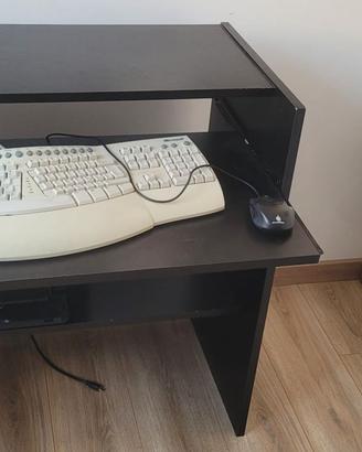scrivania PC