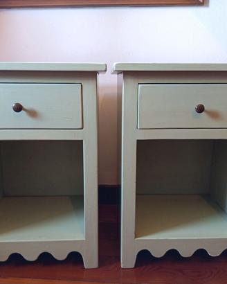 Comodini stile provenzale