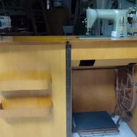 Macchina da cucire a pedale