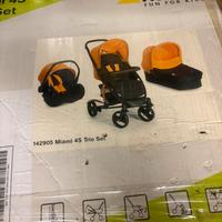 Trio, passeggino, navicella ovetto