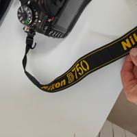 Nikon D750 FX Full Frame + Battery Grip