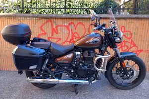 Royal Enfield Meteor 350 Supernova